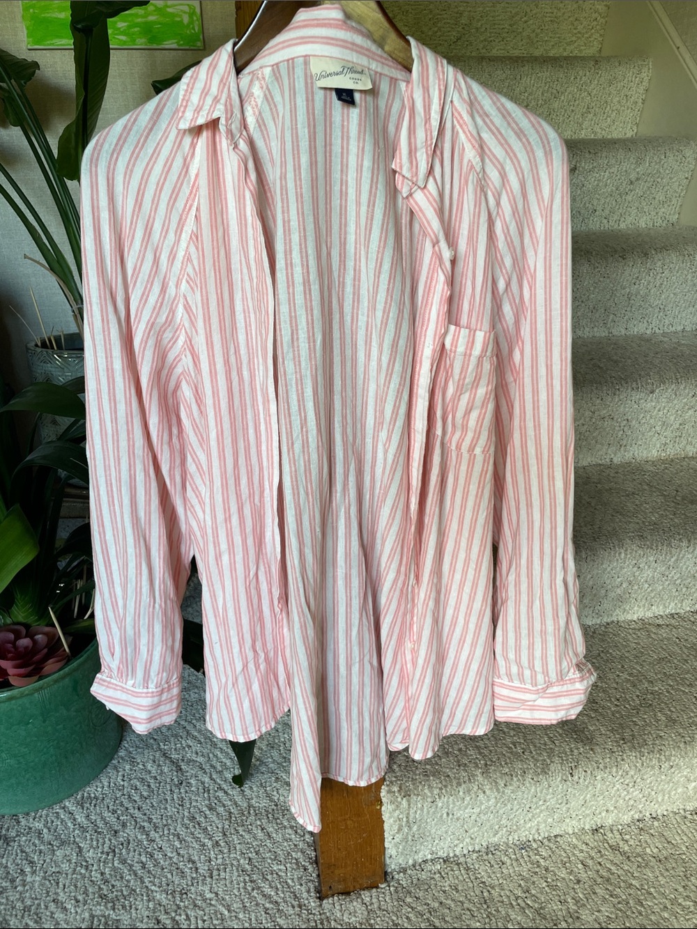 Universal Thread Pink and White Coastal Linen Striped Casual Button-Down Shirt
